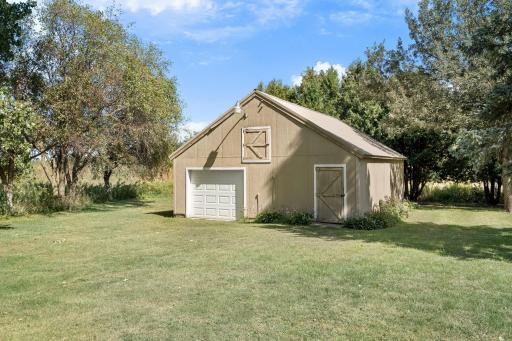 5100 128th Street SE, Blooming Prairie, MN 55917