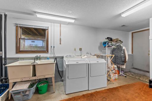 6733 Willow Lane, Brooklyn Center, MN 55430