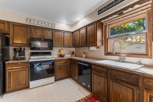 6733 Willow Lane, Brooklyn Center, MN 55430
