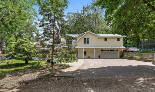 206 5th Street S, Bayport, MN 55003