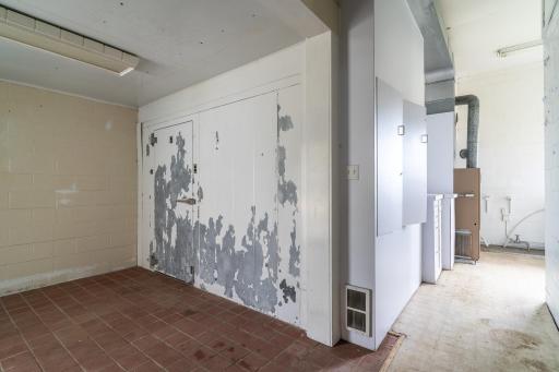 SWP-7309143.jpg