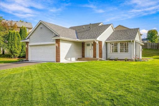 Photo for 342 Parkview Lane S, Maplewood, MN 55119 - listing #7145337 342 Parkview Lane S, Maplewood, MN 55119