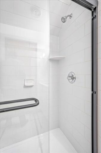 35-Parkview Ln S-30.jpg