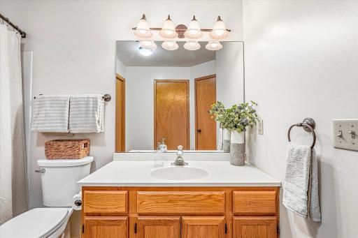 4068 Wilshire Circle, 43, Shoreview, MN 55126