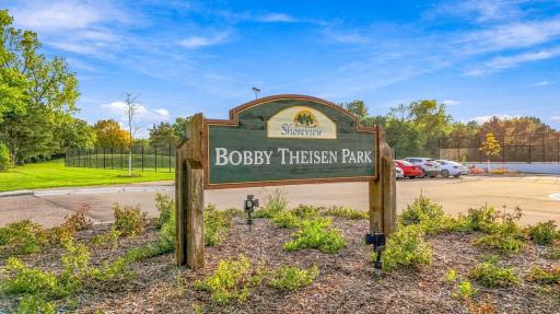 4068 Wilshire Circle, 43, Shoreview, MN 55126