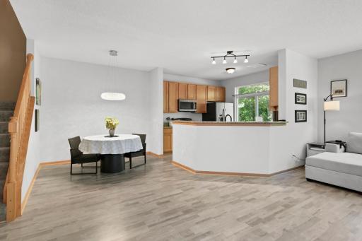 16914 79th Avenue N, Maple Grove, MN 55311