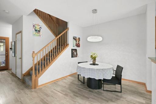 16914 79th Avenue N, Maple Grove, MN 55311