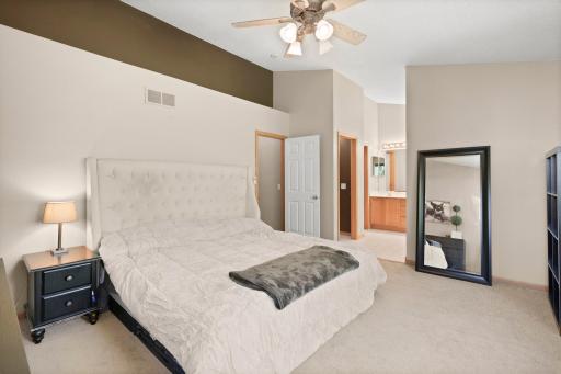16914 79th Avenue N, Maple Grove, MN 55311