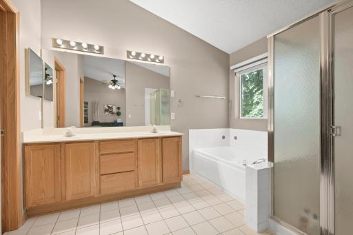 16914 79th Avenue N, Maple Grove, MN 55311