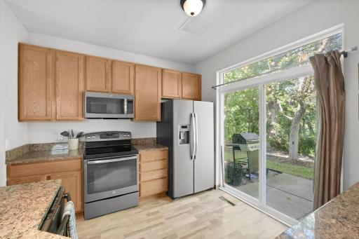 16914 79th Avenue N, Maple Grove, MN 55311