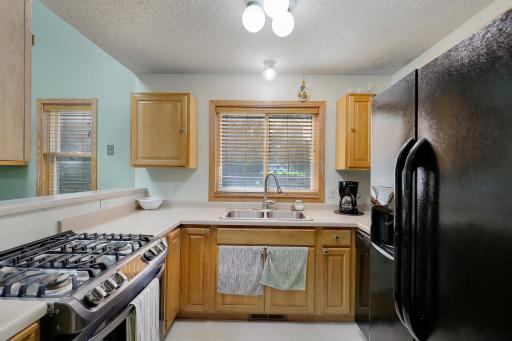 8710Photography-Web-Friendly-98-Australian-Ave-Little-Canada-MN-55117-16.jpg