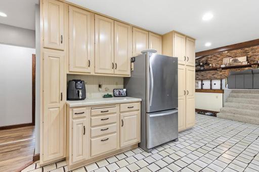 Great storage options and stainless steel appliances