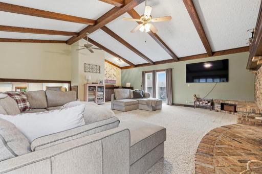 402 N Minnesota Street, Marshall, MN 56258