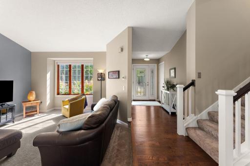 9056 Sequoia Road, Woodbury, MN 55125