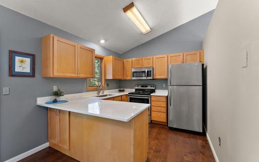 9056 Sequoia Road, Woodbury, MN 55125