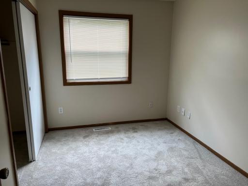 220 Hallam Avenue S, Mahtomedi, MN 55115