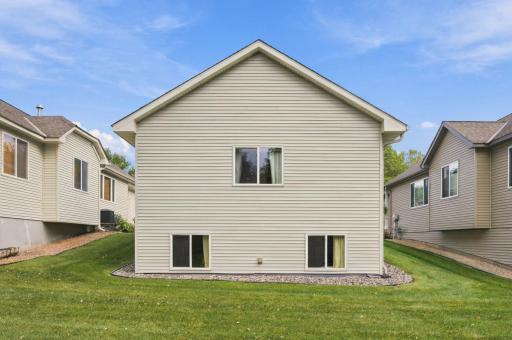 3806 Meadowview Way, Saint Bonifacius, MN 55375