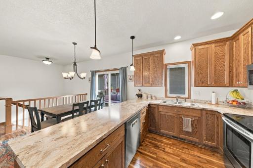 3806 Meadowview Way, Saint Bonifacius, MN 55375