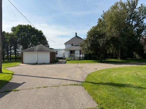 28558 80th Street, Waseca, MN 56093