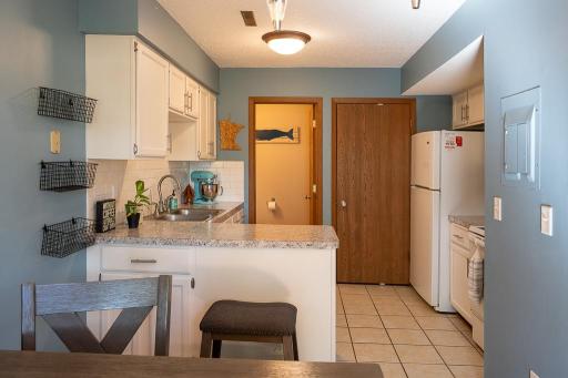 9478 Ranchview Ln N-11.jpg