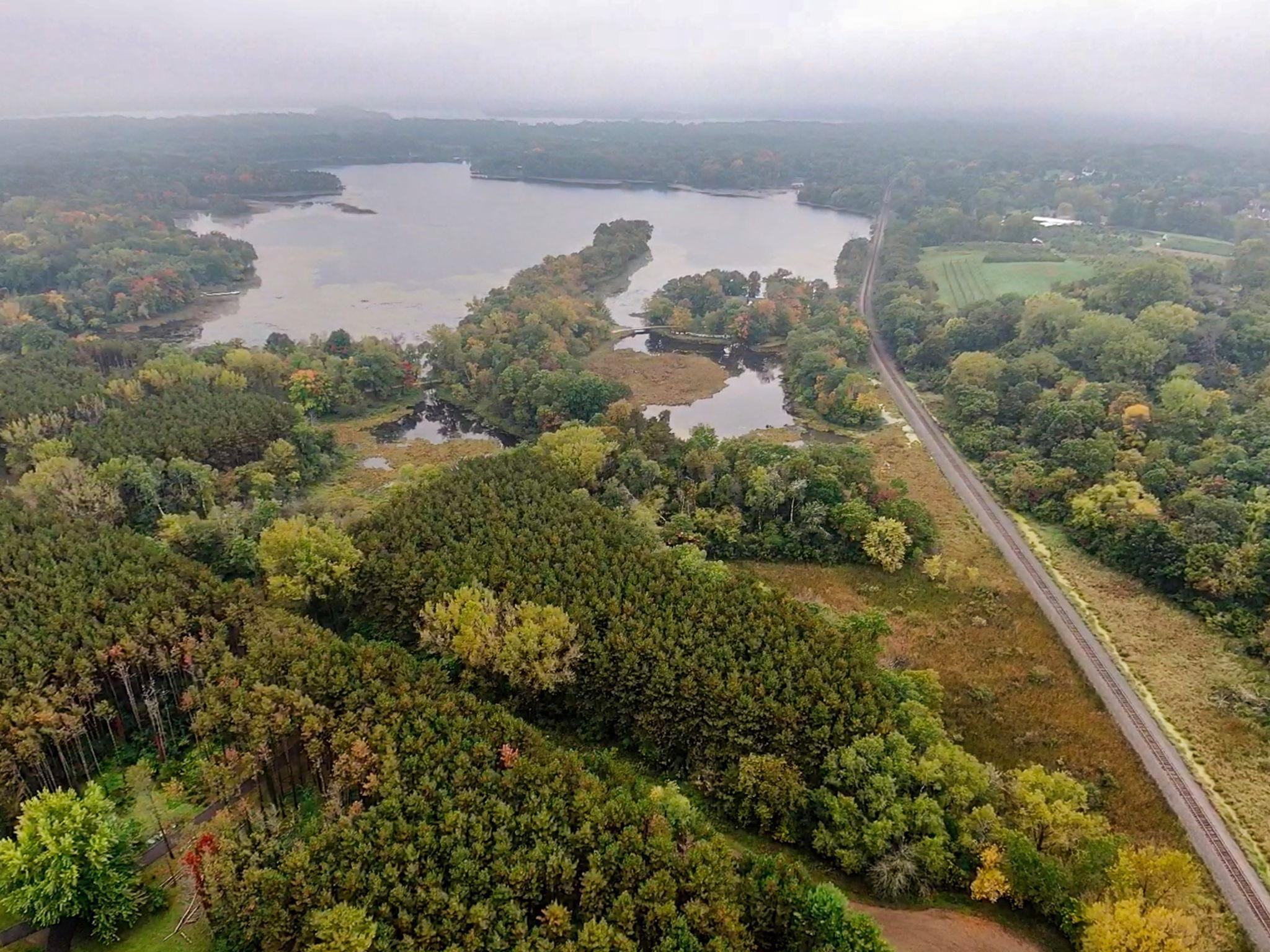Higher elevation for view of Pine Tree Lake
