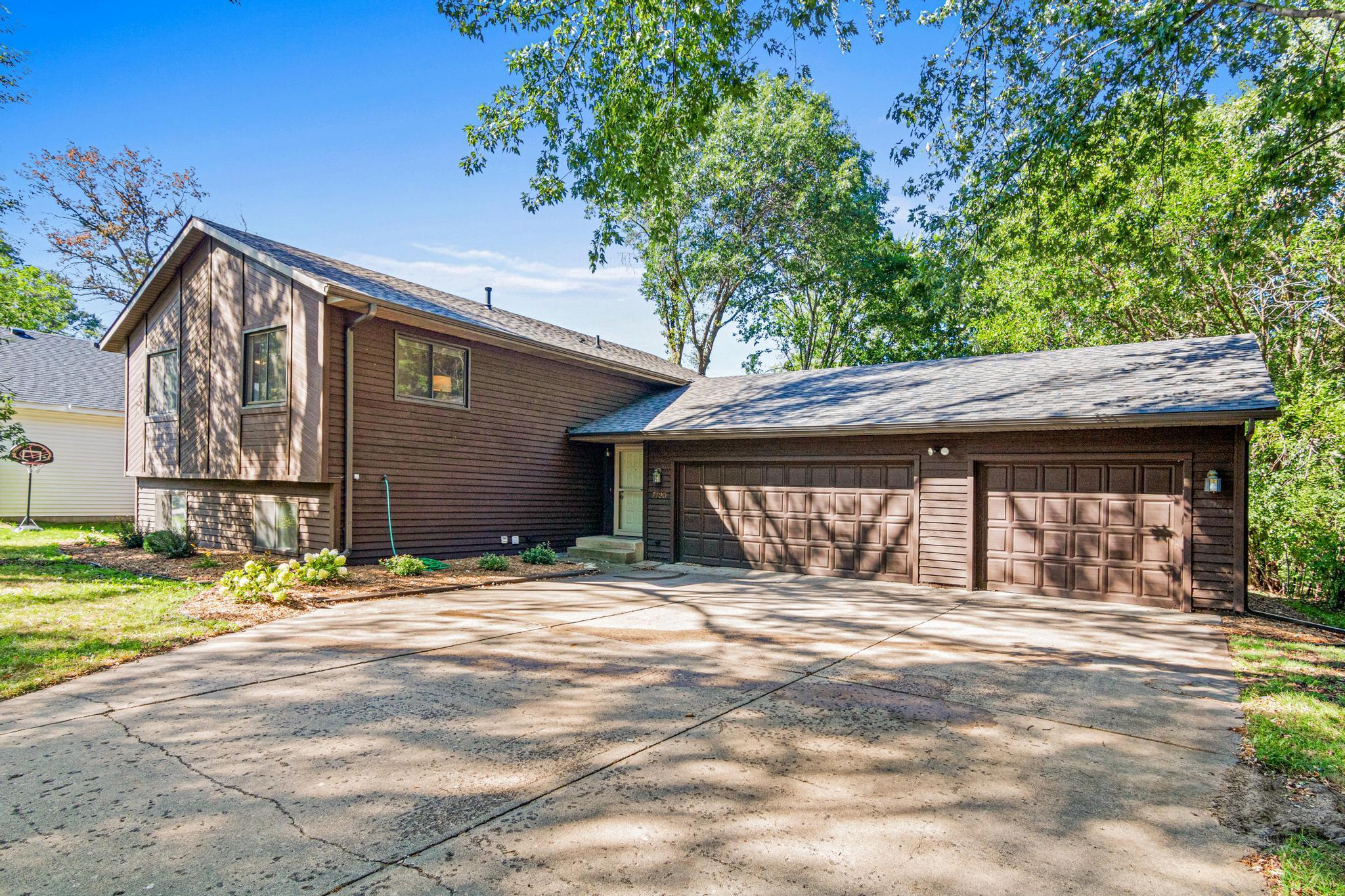 7145446