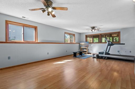 7720 Long Lake Rd, Mounds View, MN-10.jpg