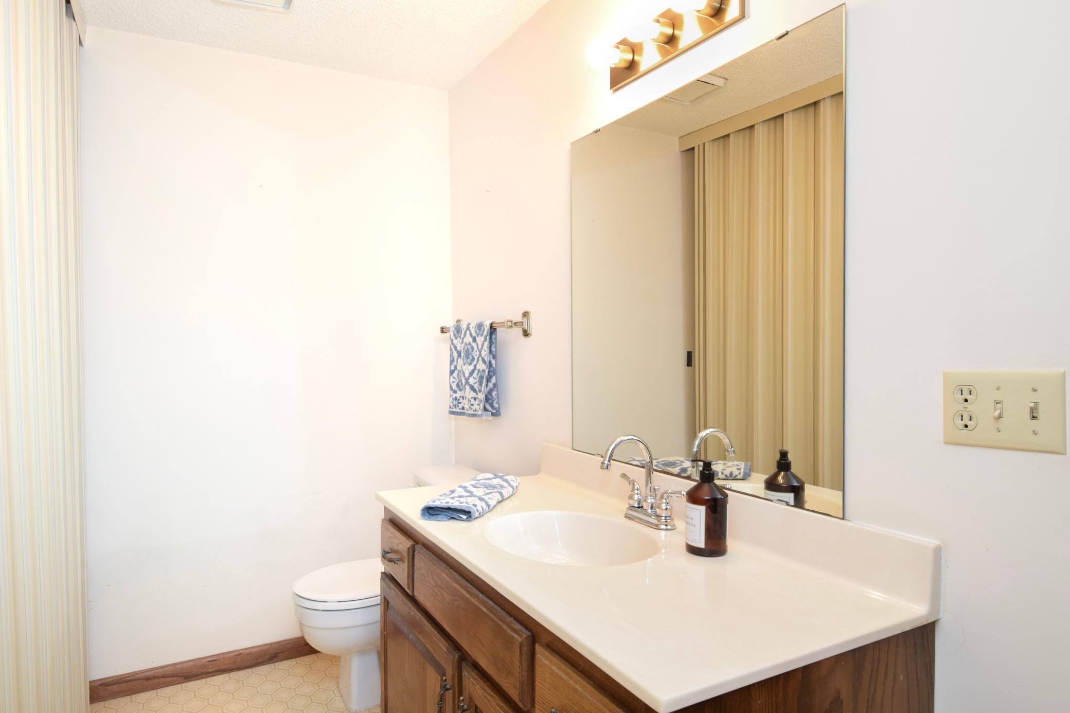 Lower Level 3/4 Bath / Laundry
