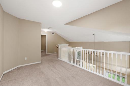 24-web-or-mls-320 Willoughby Way W-24.jpg