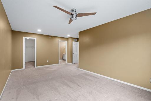 28-web-or-mls-320 Willoughby Way W-28.jpg