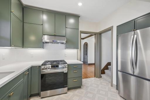 552 Fairview Avenue S, Saint Paul, MN 55116
