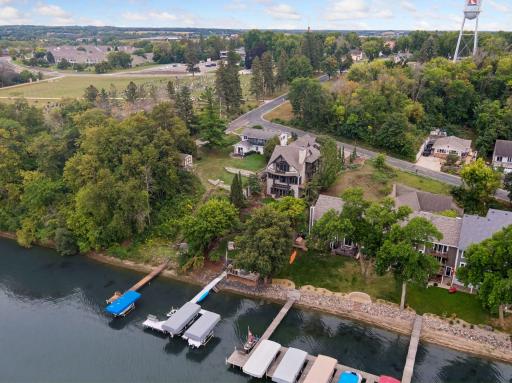 432 E Lake Street, Waconia, MN 55387