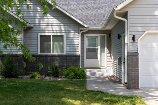 2541 S 26th Avenue, Fargo, ND 58103