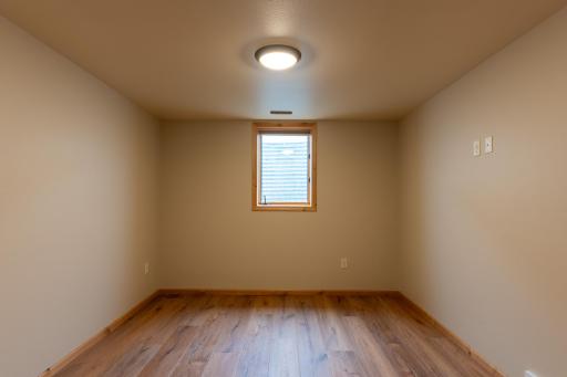 2541 S 26th Avenue, Fargo, ND 58103