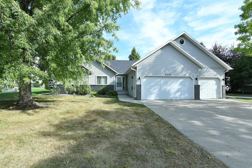 Property photo for 2541 S 26th Avenue S, Fargo, ND 58103