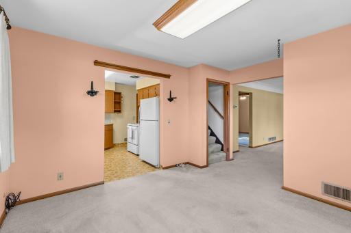 1195 7th Street NW, New Brighton, MN 55112