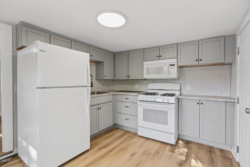 Upper level: kitchen (perfect for mother-n-law suite)