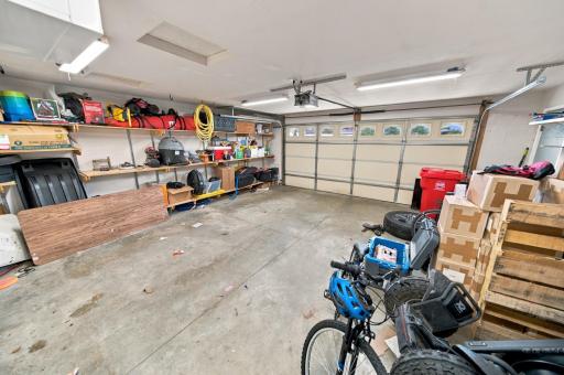 1812 Clubhouse Drive NE, Stewartville, MN 55976