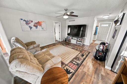 1812 Clubhouse Drive NE, Stewartville, MN 55976