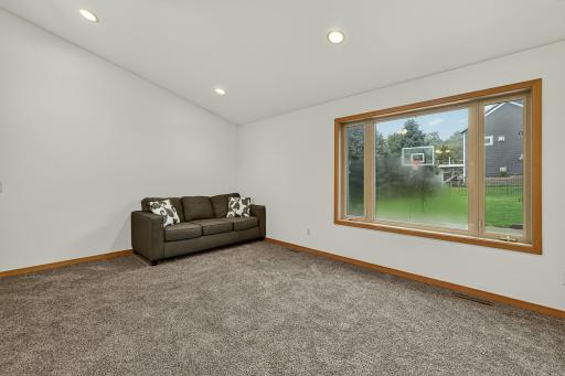 1594 Amco Drive SE, Chatfield, MN 55923