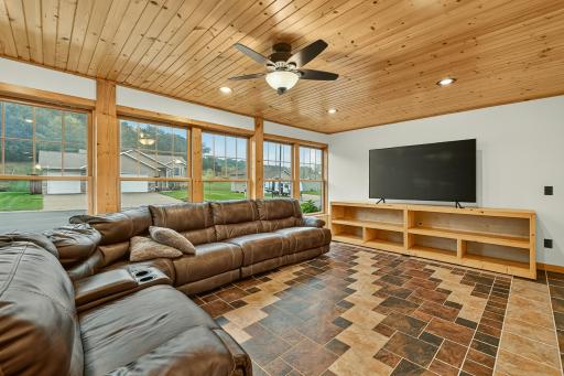 1594 Amco Drive SE, Chatfield, MN 55923