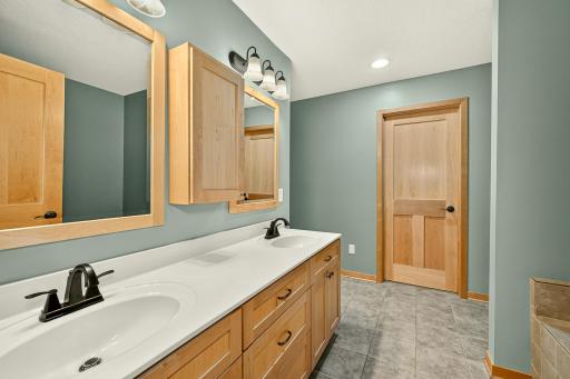 1594 Amco Drive SE, Chatfield, MN 55923