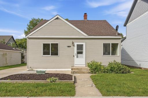 416 2nd Street SE, Willmar, MN 56201