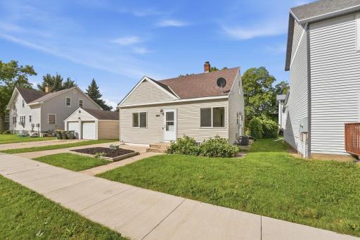 416 2nd Street SE, Willmar, MN 56201