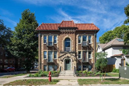 3252 Fremont Avenue S, 203, Minneapolis, MN 55408