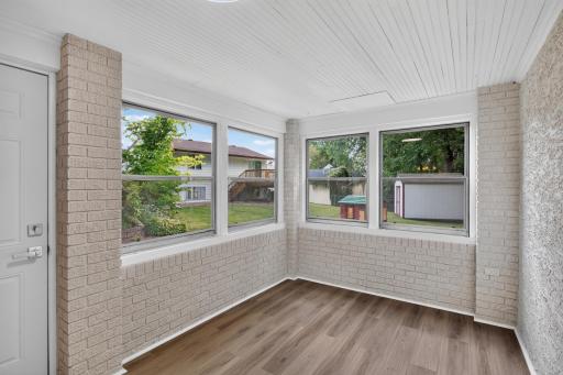 115 23rd Avenue S, South Saint Paul, MN 55075