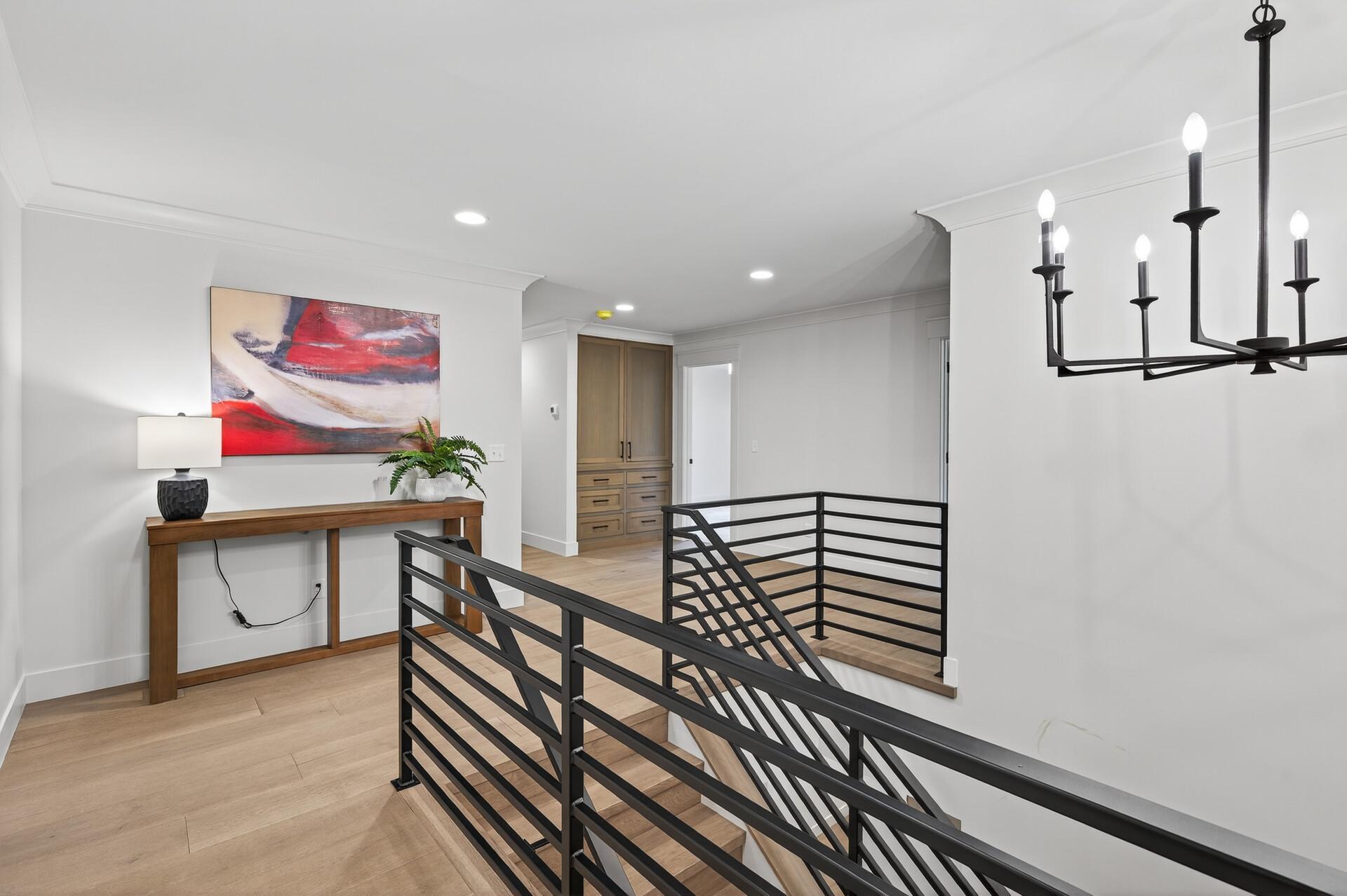 48_641_Park_St_E48_mls.jpg