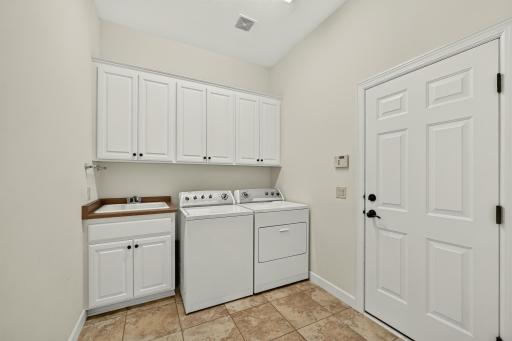 874 Diseworth Court NE, Byron, MN 55920
