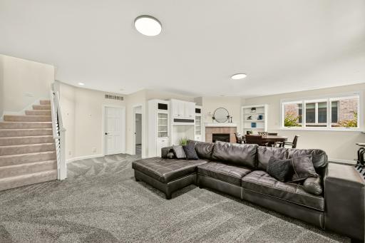 874 Diseworth Court NE, Byron, MN 55920