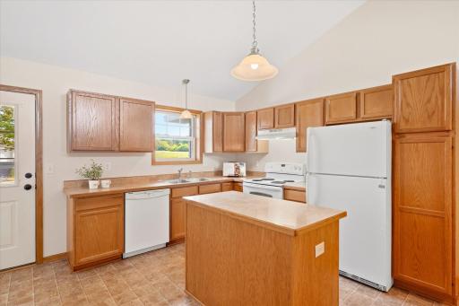 1728 Redhead Avenue, Baldwin, WI 54002